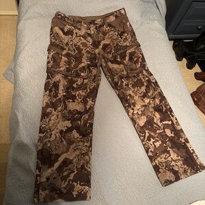 Magellan Outdoors Brown Cargo Pants